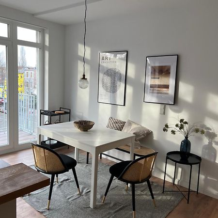 Zentrale, Schoene Design-Wohnung Im Coolen Viertel Brema Exterior foto